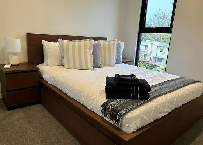Braddon-Cbd-2 Bedroom Apt