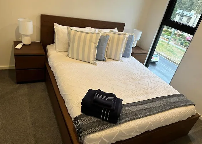 Braddon-Cbd-2 Bedroom Apt